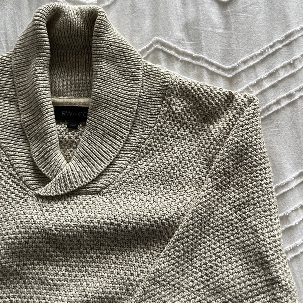 RW & CO cowelneck knit sweater